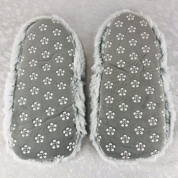 Warmies Marshmallow Gray Microwavable Slippers Lavender-Scented Size OS 6-10 NWT - Picture 3 of 12